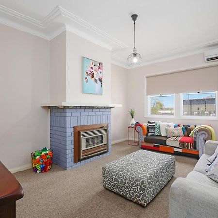 King'S Park Villa Tamworth Luaran gambar