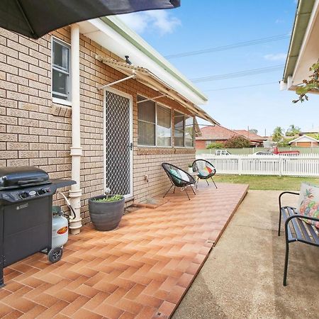 King'S Park Villa Tamworth Luaran gambar