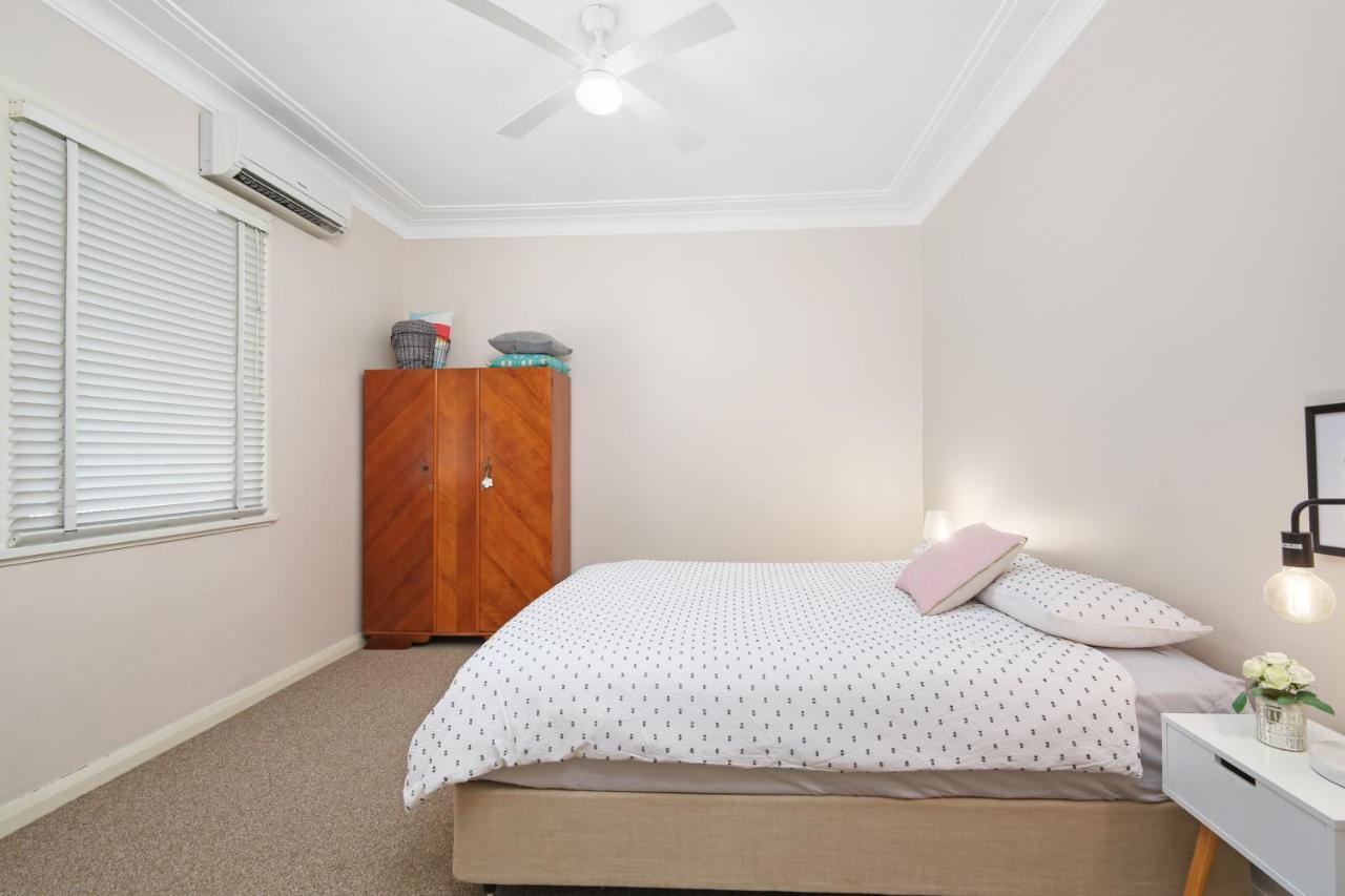 King'S Park Villa Tamworth Luaran gambar
